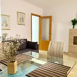 Amplio En Centro Daire